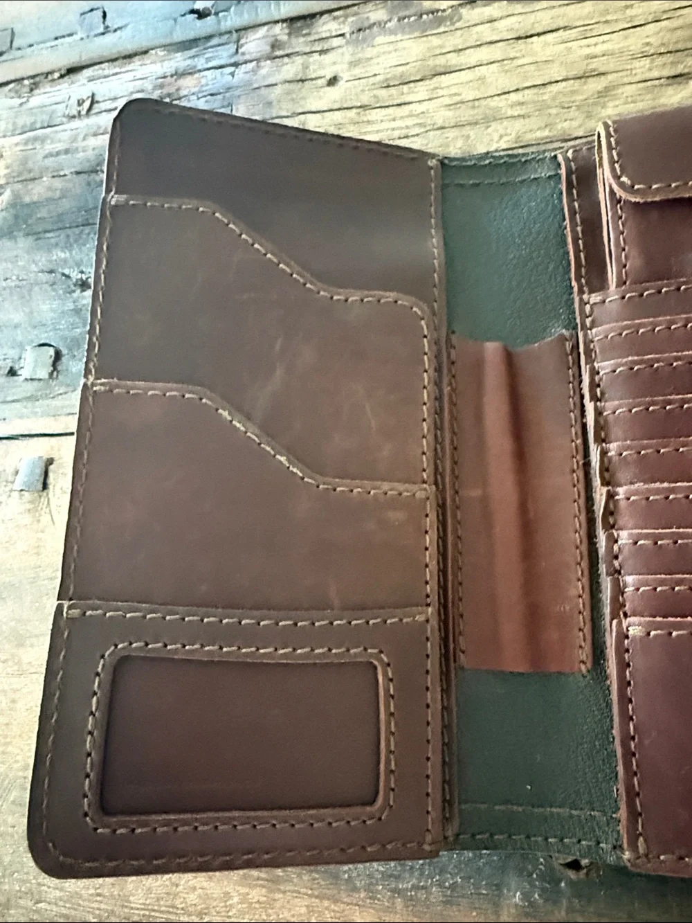 Saddleback Leather Company Big Leather Wallet in Chestnut Brown